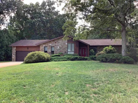 19 Somers Avenue