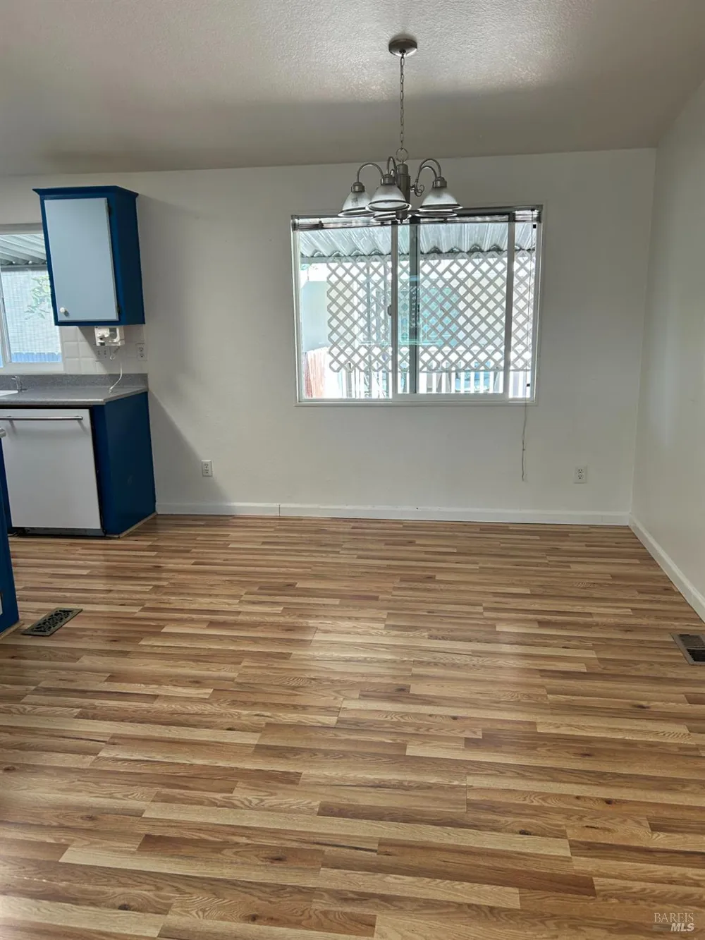 92 Leisure Park Circle Santa Rosa, CA 95401