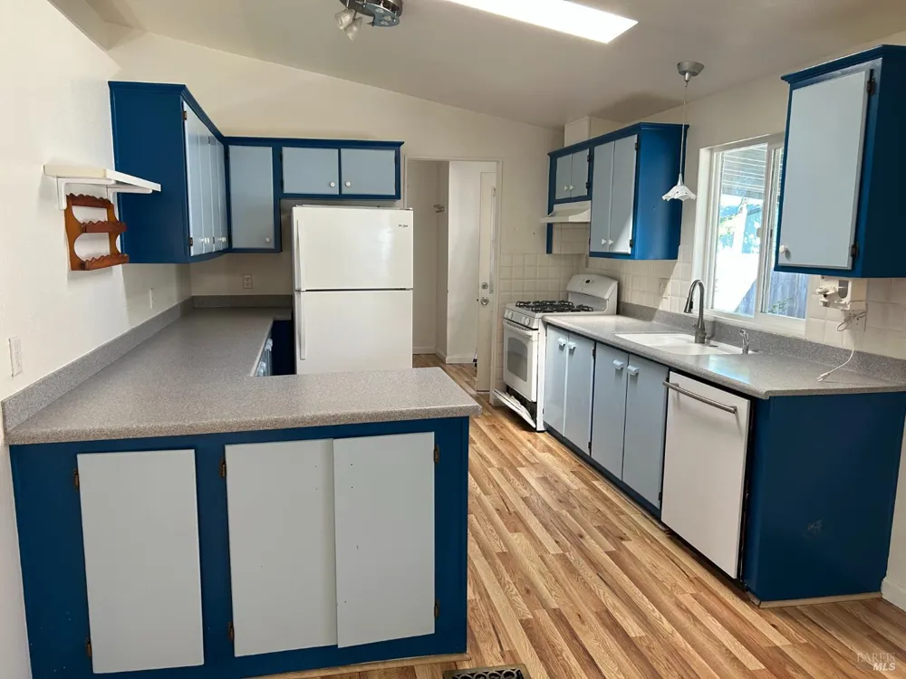 92 Leisure Park Circle Santa Rosa, CA 95401
