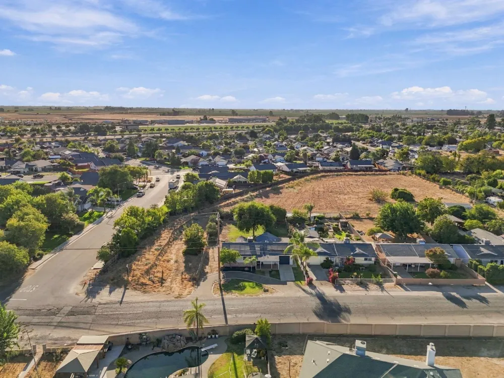 3625 S Highland Avenue Selma, CA 93662
