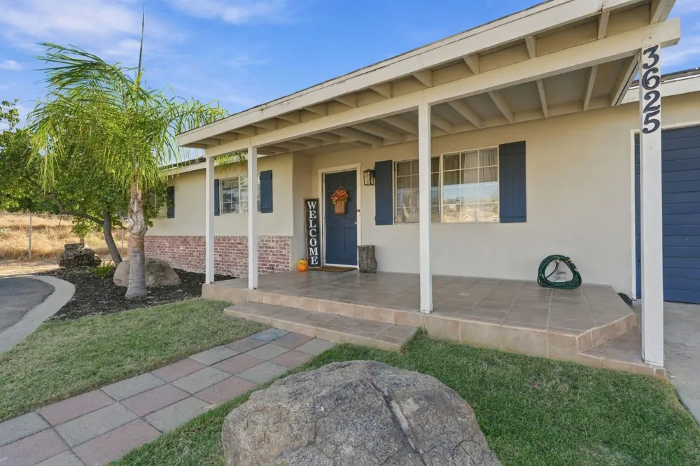 3625 S Highland Avenue Selma, CA 93662