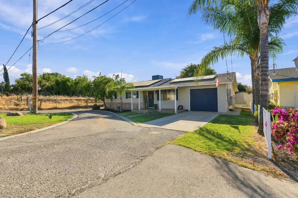3625 S Highland Avenue Selma, CA 93662