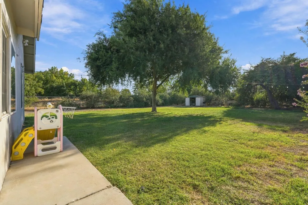 3625 S Highland Avenue Selma, CA 93662