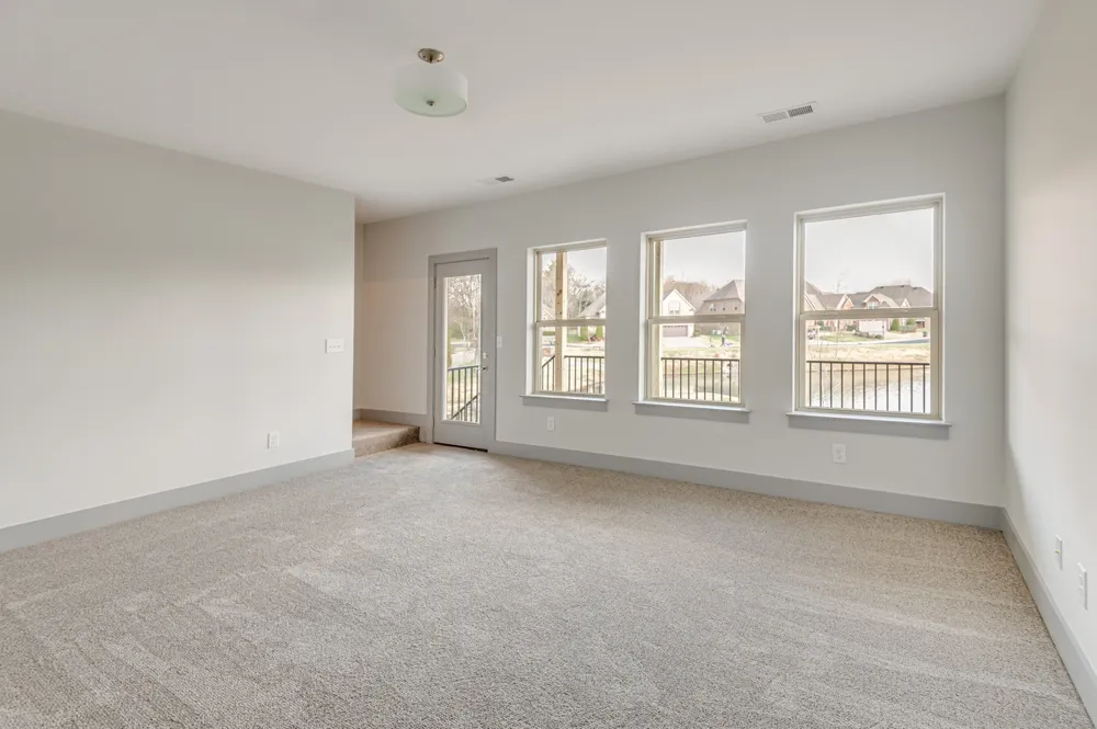 2068 Blackstone Drive Hendersonville, TN 37075