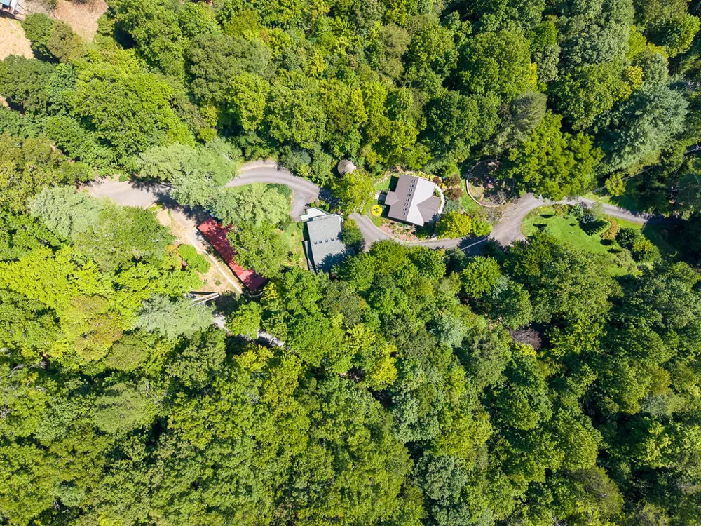 Iris Lane Whittier, NC 28789
