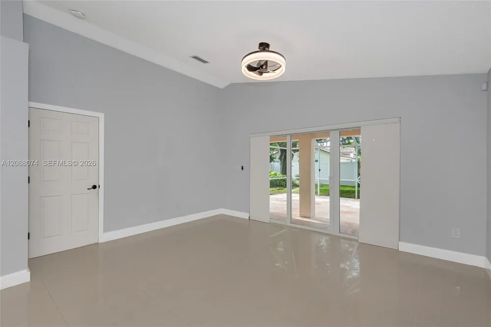 17022 NW 12th St Pembroke Pines, FL 33028