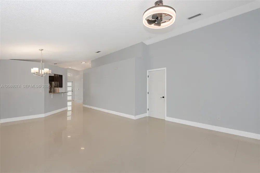 17022 NW 12th St Pembroke Pines, FL 33028