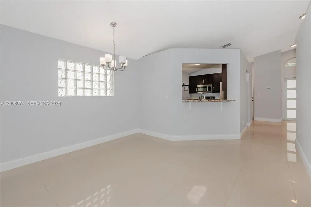 17022 NW 12th St Pembroke Pines, FL 33028
