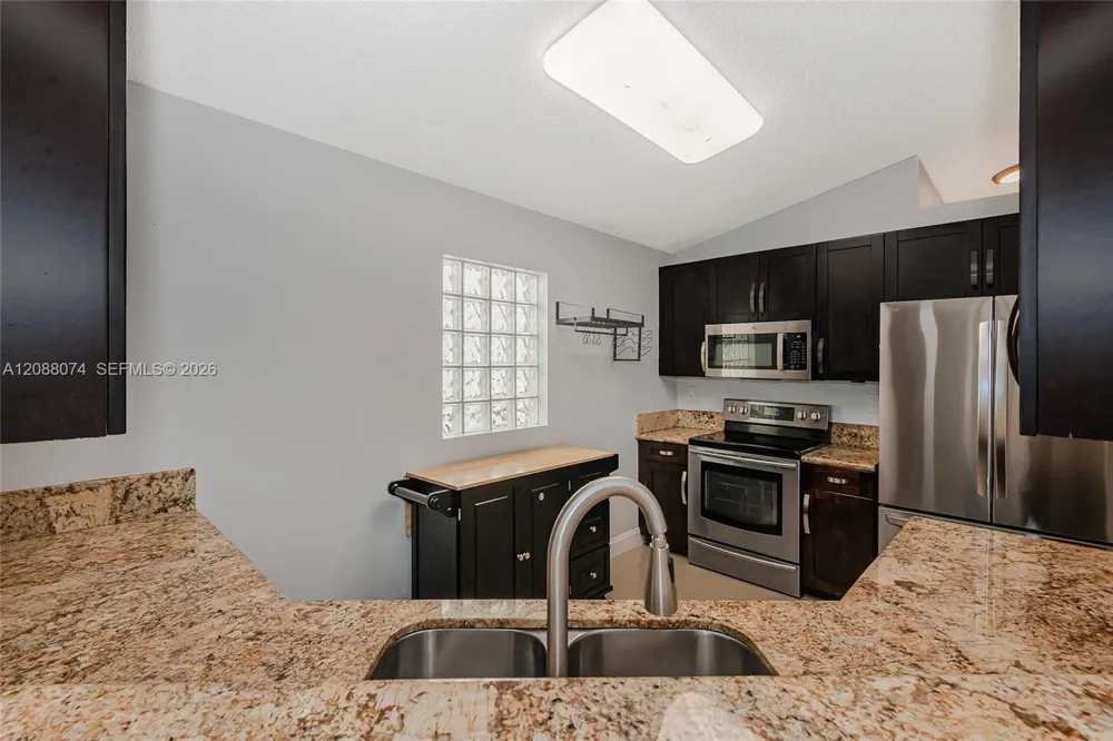 17022 NW 12th St Pembroke Pines, FL 33028