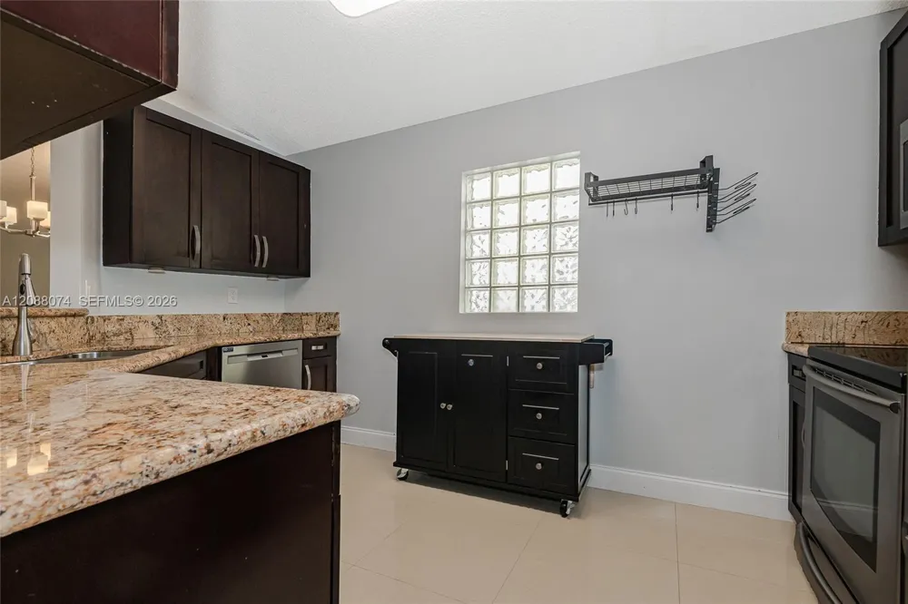 17022 NW 12th St Pembroke Pines, FL 33028