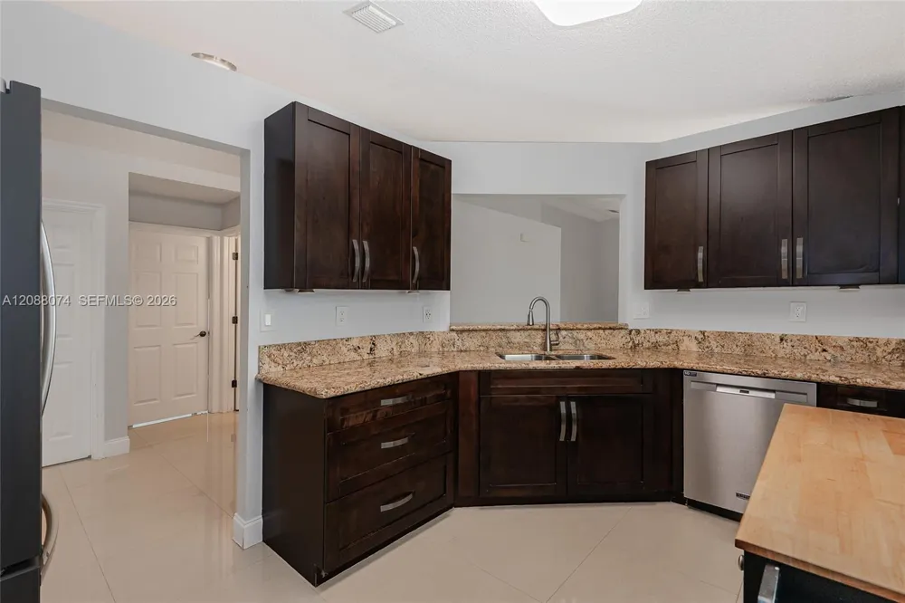 17022 NW 12th St Pembroke Pines, FL 33028