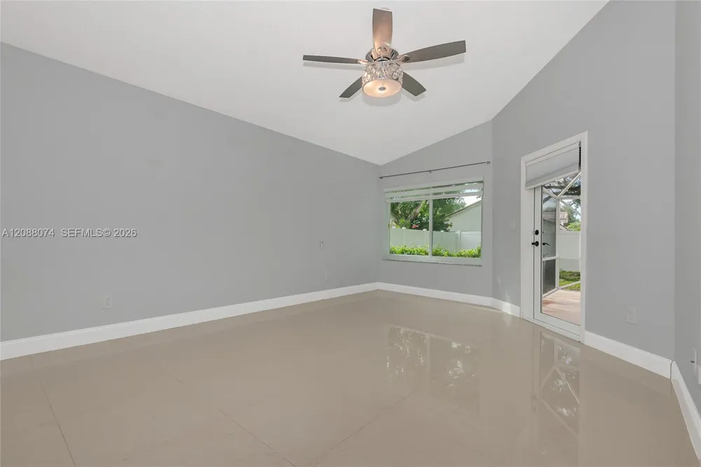17022 NW 12th St Pembroke Pines, FL 33028
