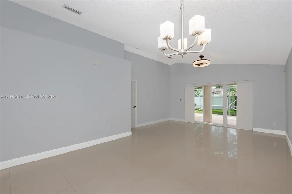 17022 NW 12th St Pembroke Pines, FL 33028