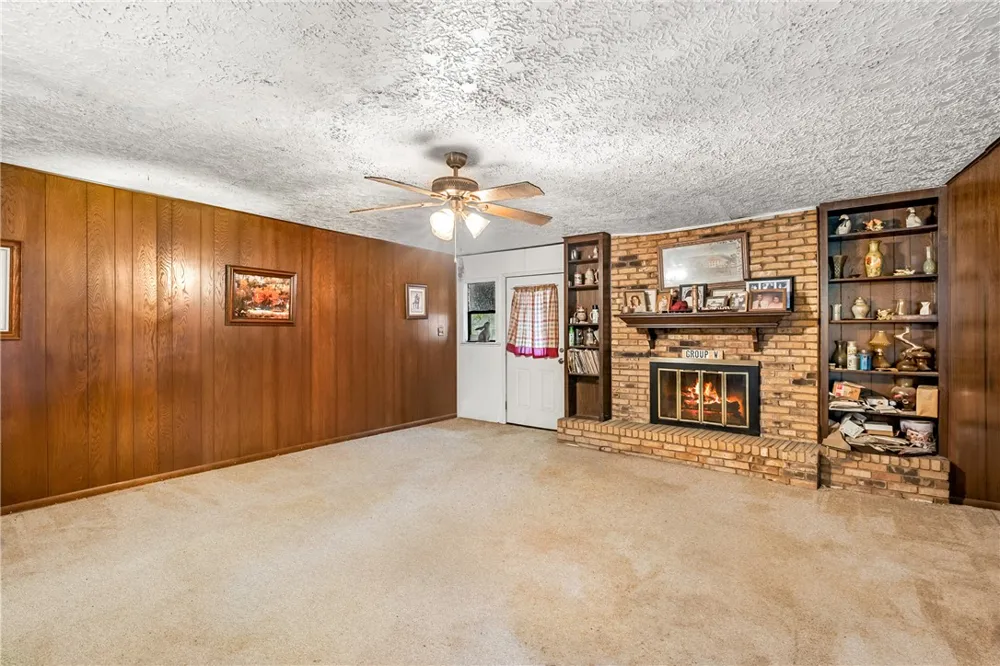 5209 Bucksnort Road Franklin, TX 77856
