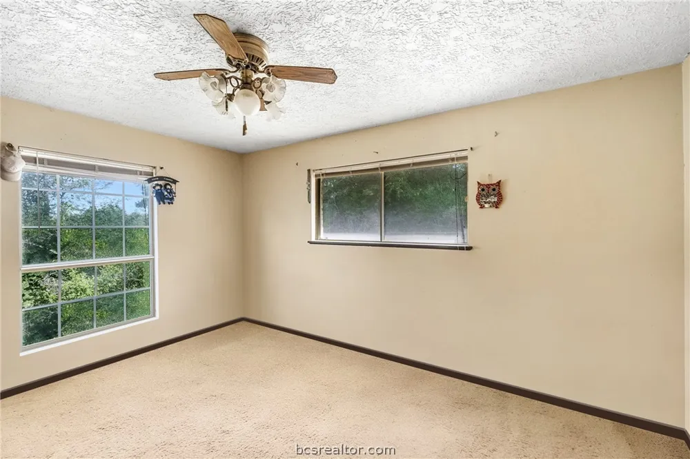 5209 Bucksnort Road Franklin, TX 77856