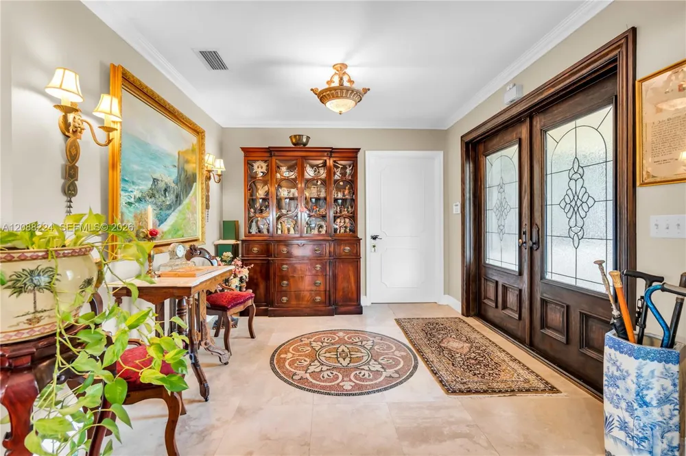 4615 W Tradewinds Ave Lauderdale By The Sea, FL 33308