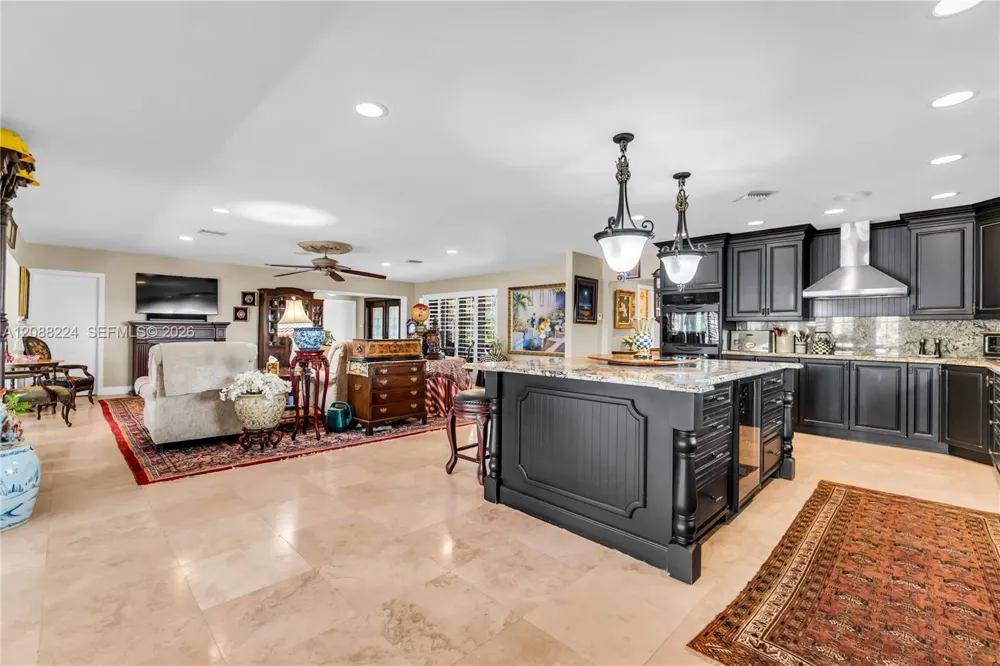 4615 W Tradewinds Ave Lauderdale By The Sea, FL 33308