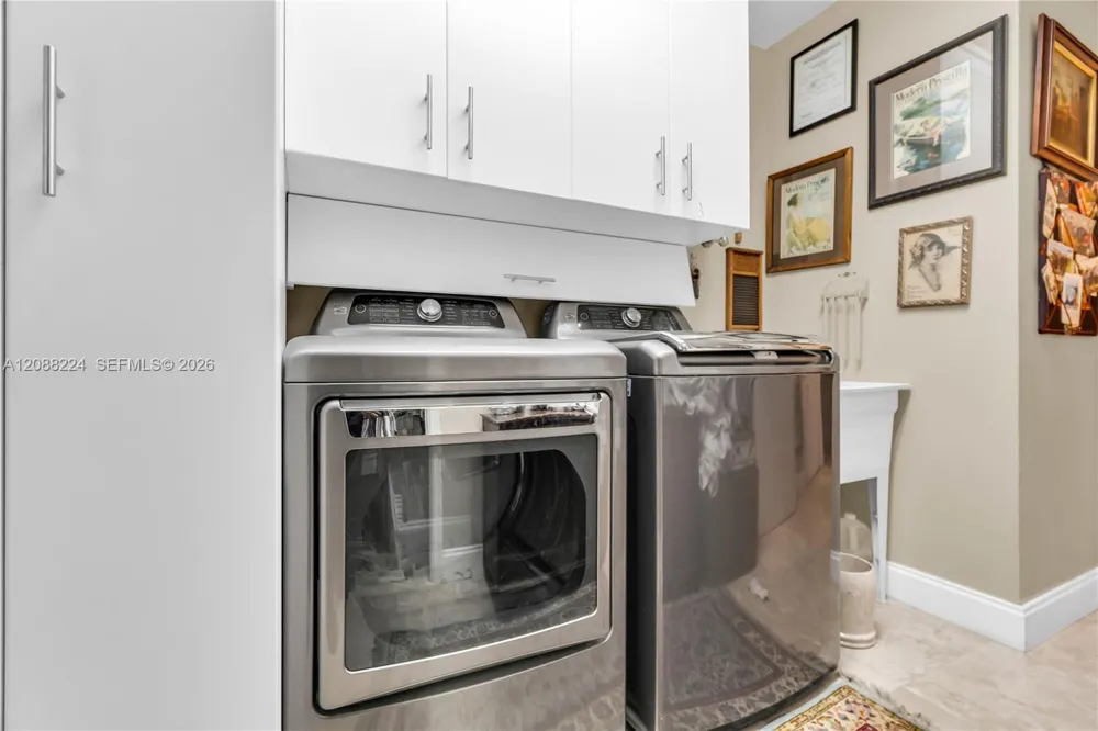 4615 W Tradewinds Ave Lauderdale By The Sea, FL 33308