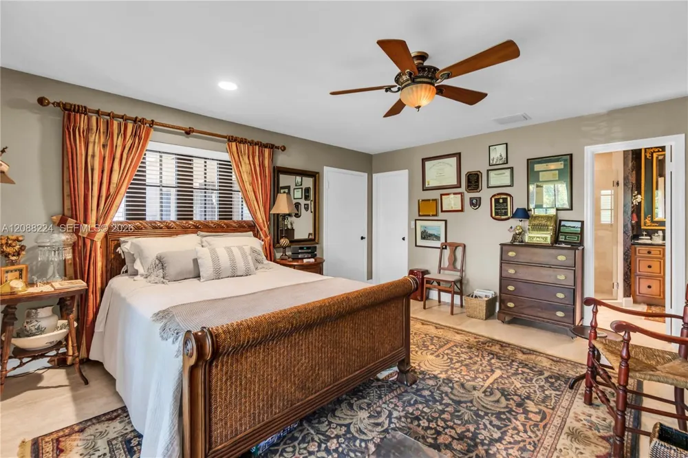 4615 W Tradewinds Ave Lauderdale By The Sea, FL 33308