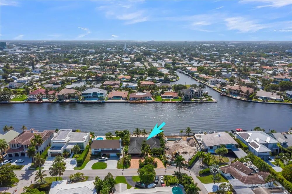 4615 W Tradewinds Ave Lauderdale By The Sea, FL 33308
