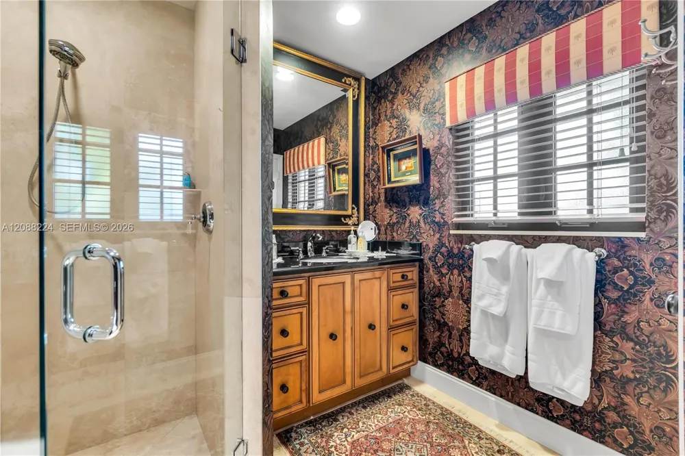 4615 W Tradewinds Ave Lauderdale By The Sea, FL 33308