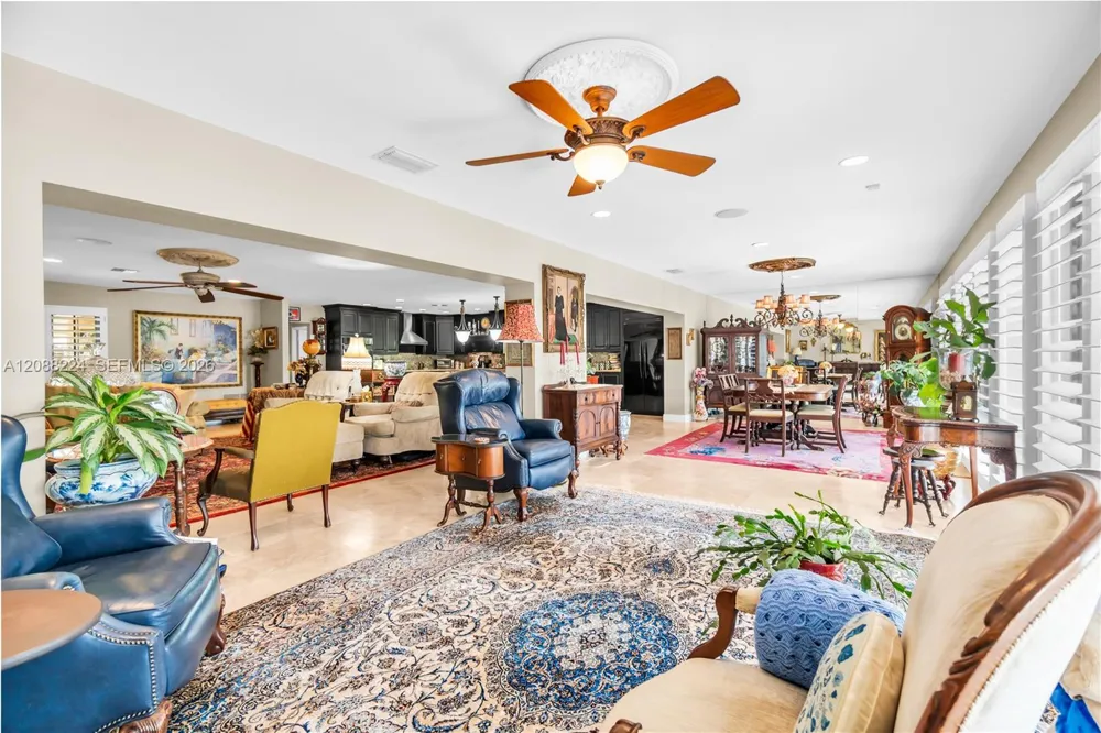 4615 W Tradewinds Ave Lauderdale By The Sea, FL 33308
