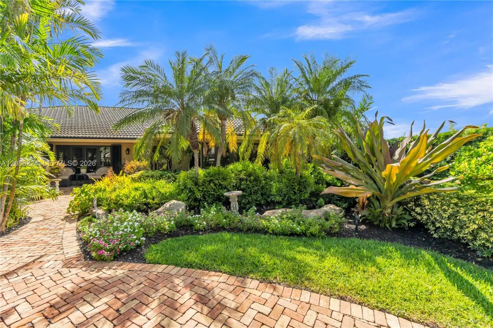 4615 W Tradewinds Ave Lauderdale By The Sea, FL 33308