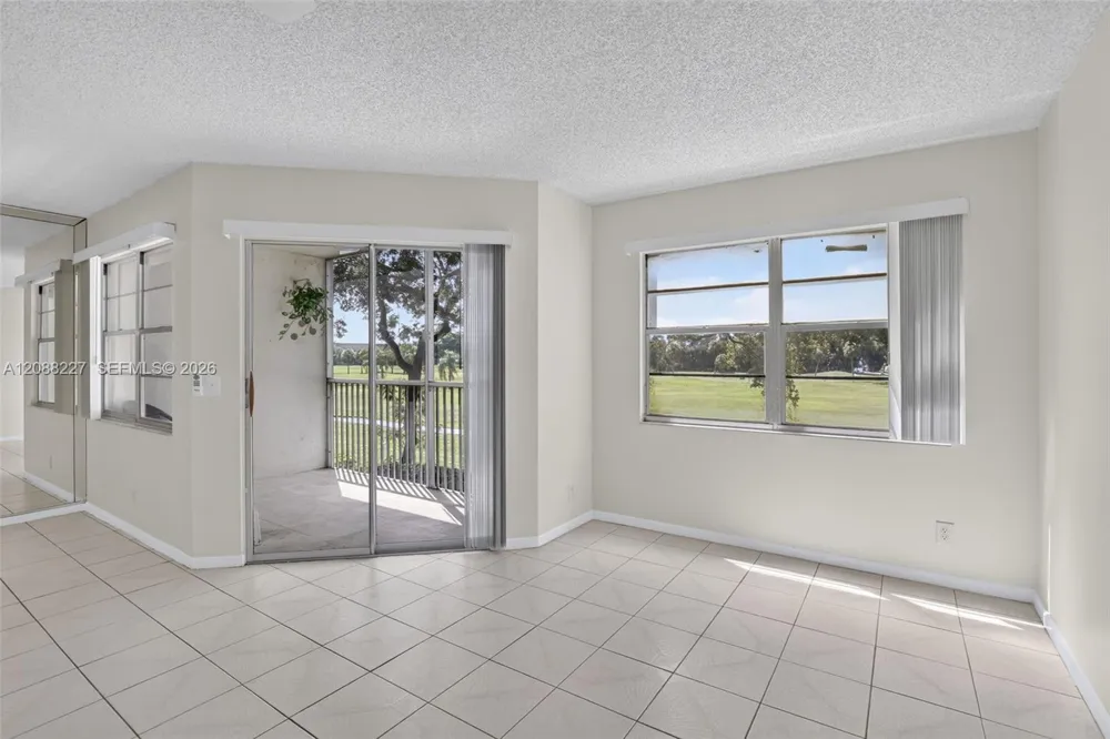 1200 SW 125th Ave #212L Pembroke Pines, FL 33027