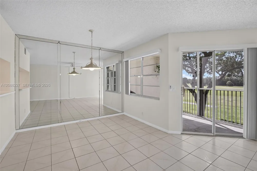 1200 SW 125th Ave #212L Pembroke Pines, FL 33027