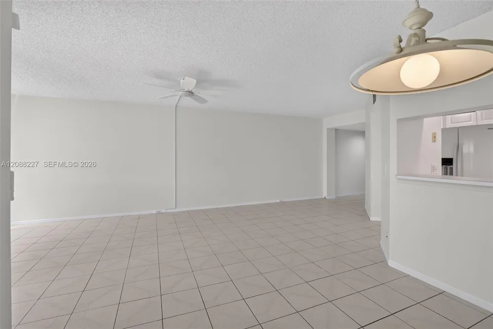 1200 SW 125th Ave #212L Pembroke Pines, FL 33027