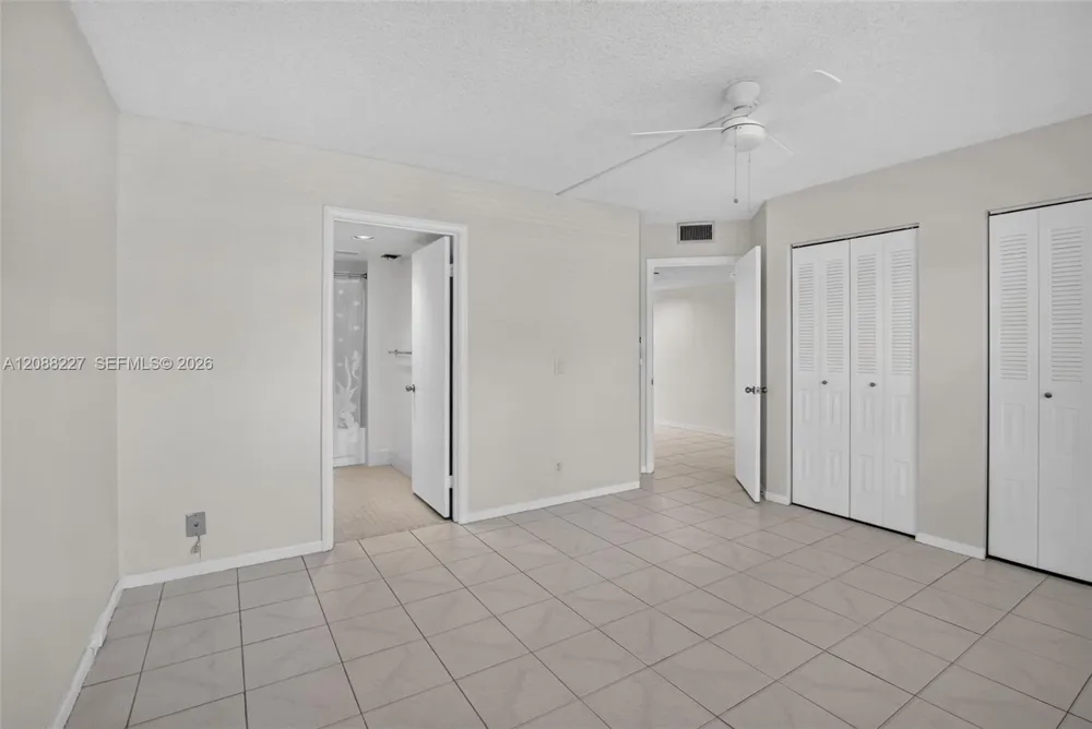 1200 SW 125th Ave #212L Pembroke Pines, FL 33027
