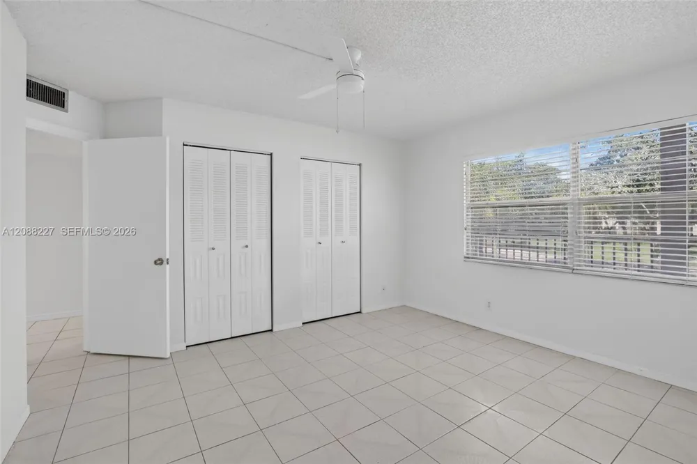 1200 SW 125th Ave #212L Pembroke Pines, FL 33027