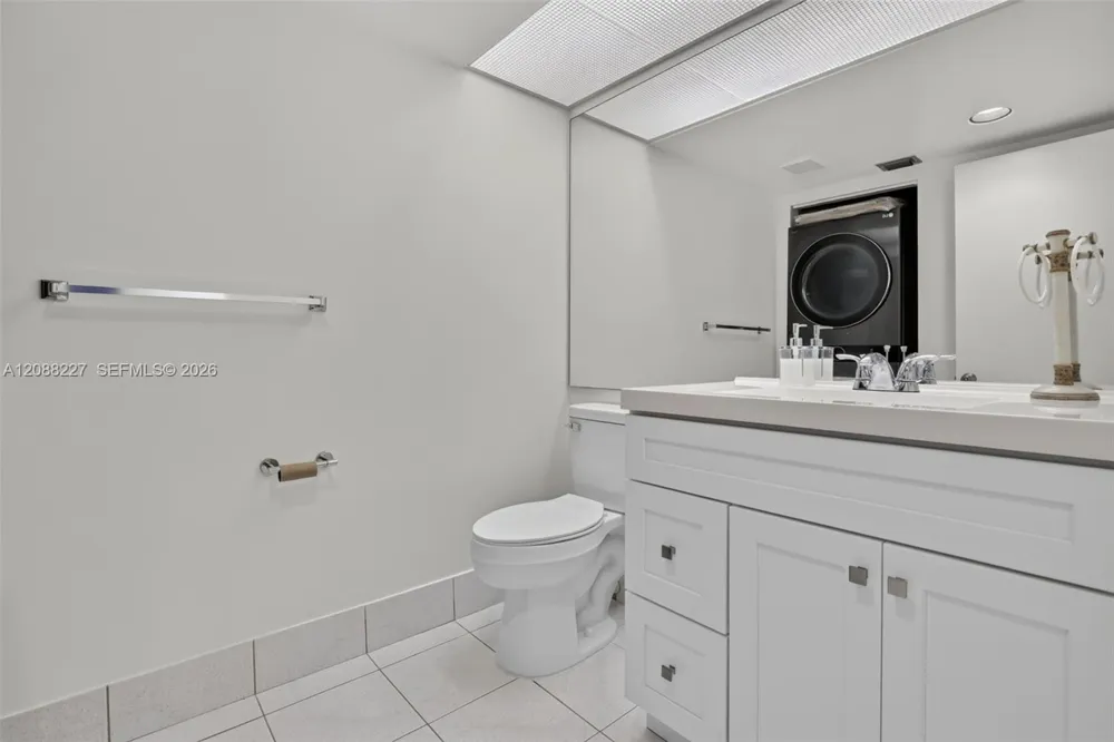 1200 SW 125th Ave #212L Pembroke Pines, FL 33027