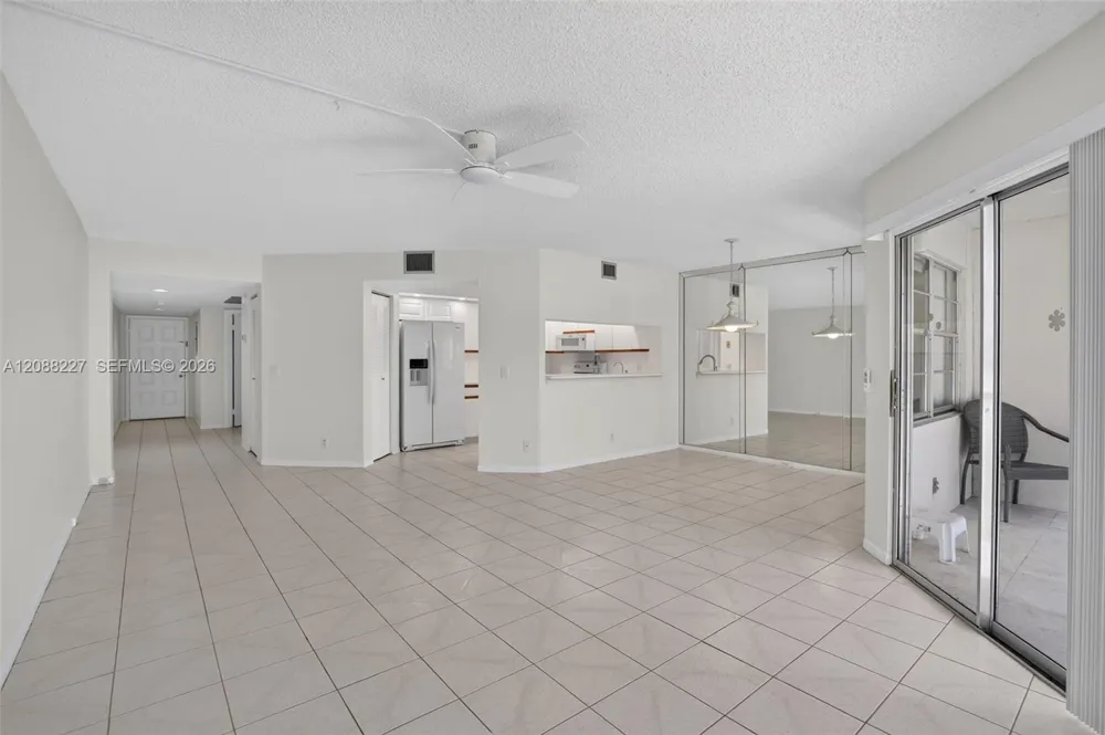 1200 SW 125th Ave #212L Pembroke Pines, FL 33027