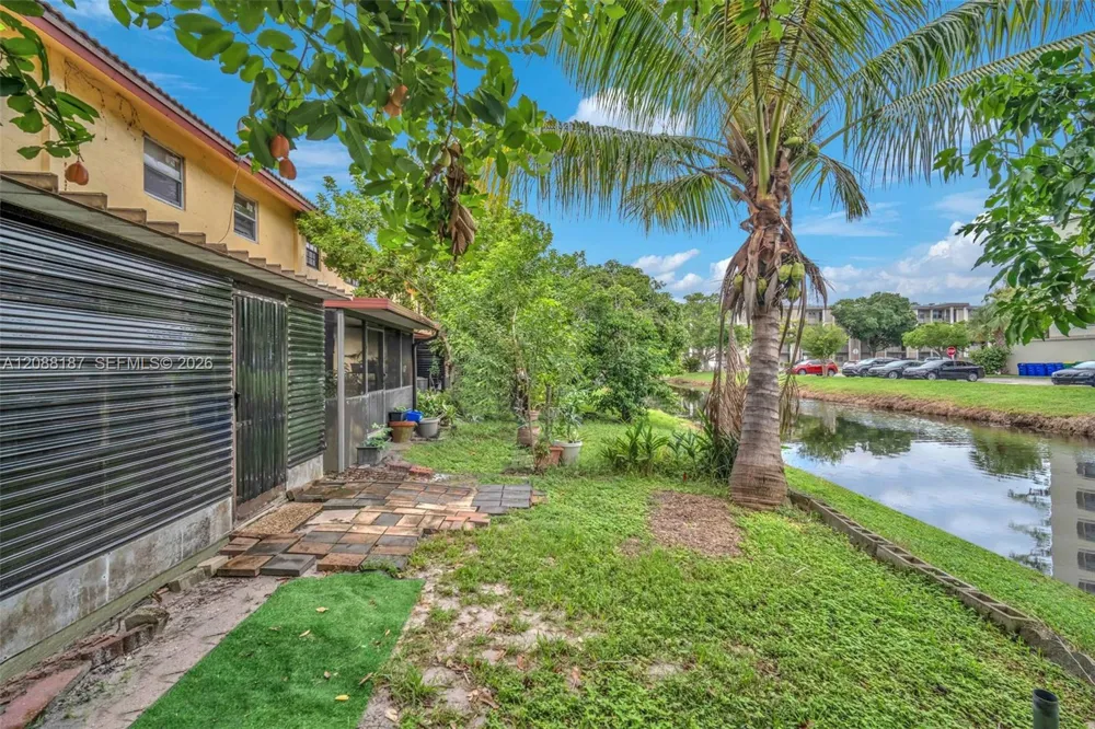 2771 NW 47th Ln #2905 Lauderdale Lakes, FL 33313