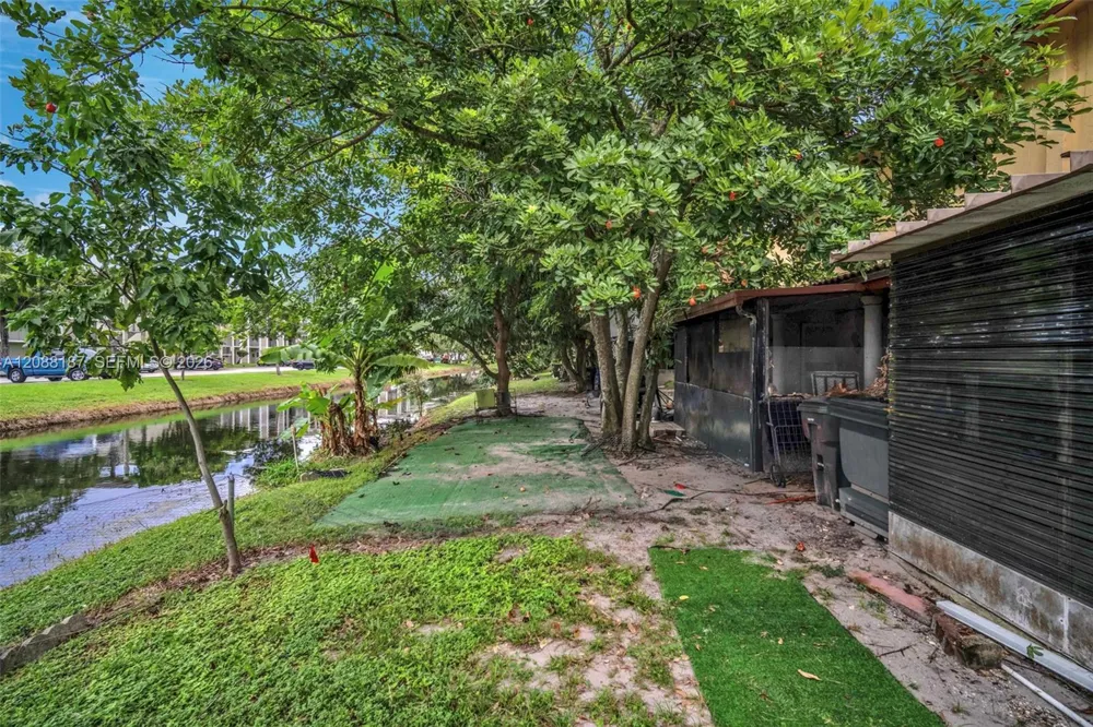 2771 NW 47th Ln #2905 Lauderdale Lakes, FL 33313