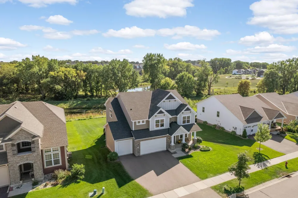 8084 182nd Street W Lakeville, MN 55044