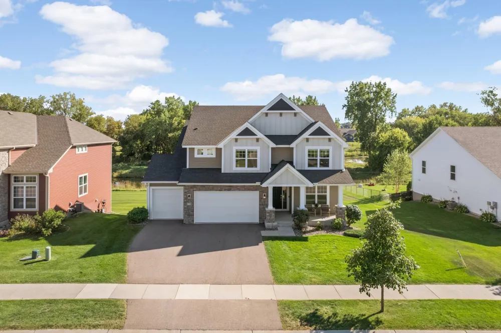 8084 182nd Street W Lakeville, MN 55044
