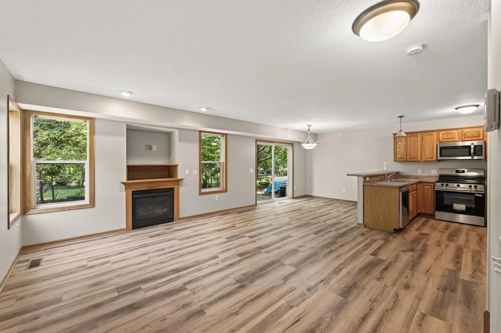 833 Glen Road Newport, MN 55055
