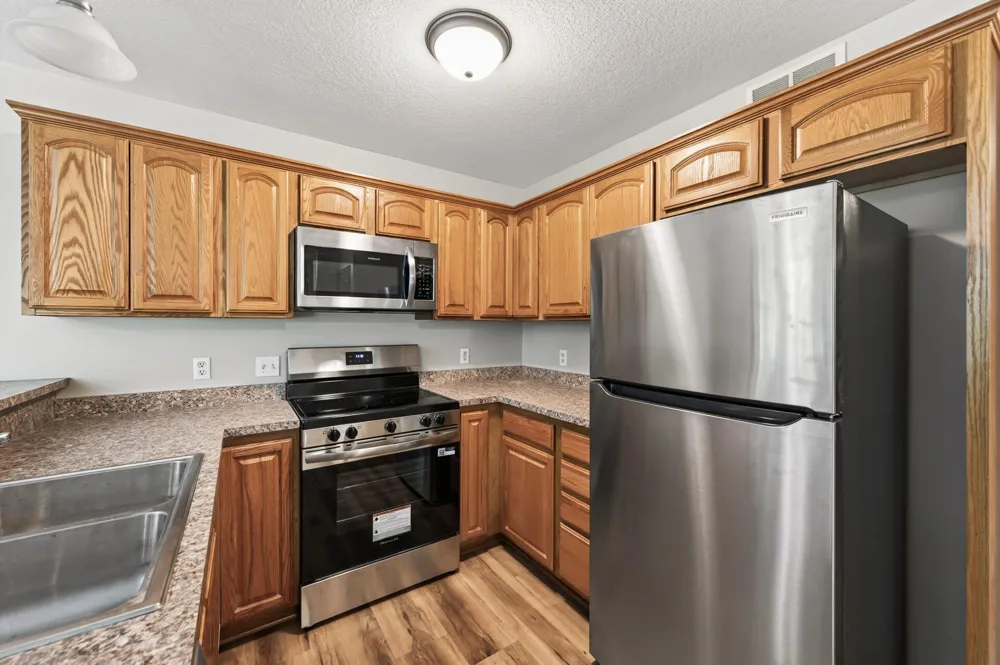 833 Glen Road Newport, MN 55055