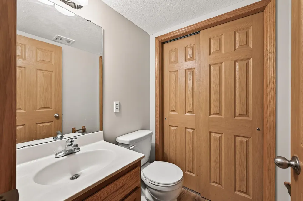 833 Glen Road Newport, MN 55055