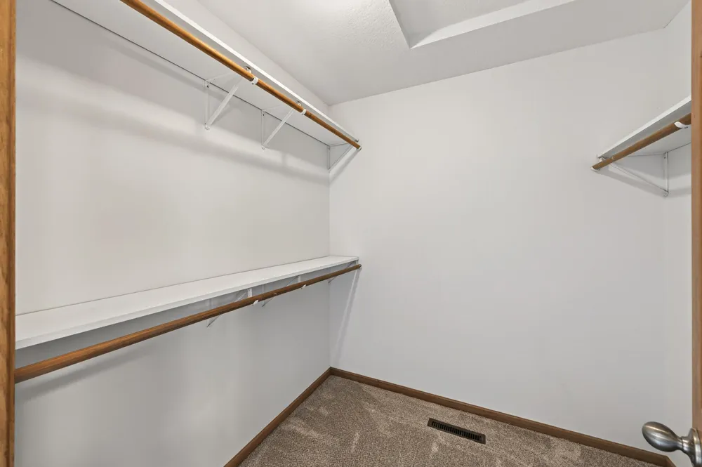 833 Glen Road Newport, MN 55055