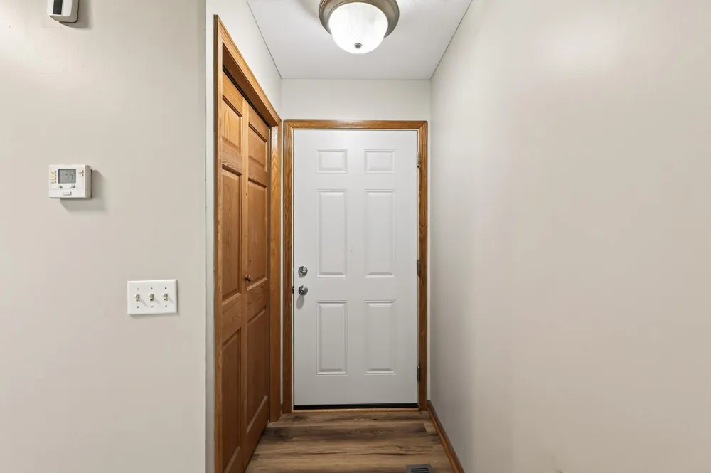 833 Glen Road Newport, MN 55055