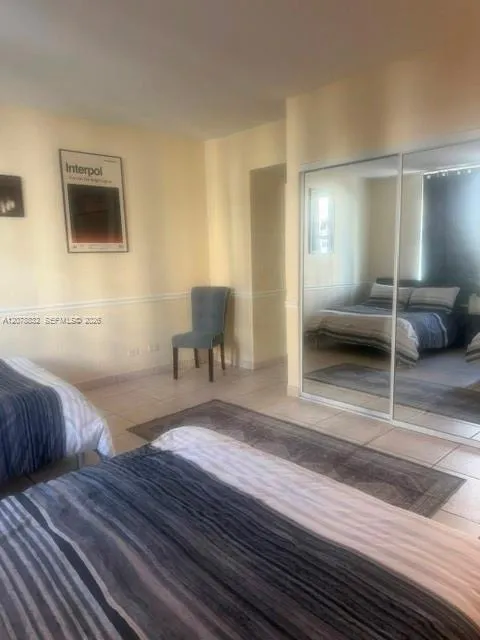 5601 Collins Ave #415 Miami Beach, FL 33140