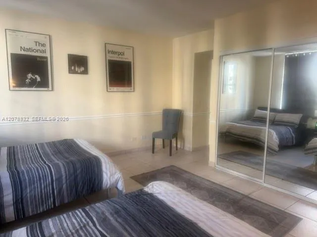 5601 Collins Ave #415 Miami Beach, FL 33140