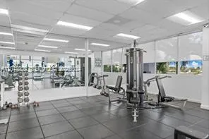 5601 Collins Ave #415 Miami Beach, FL 33140