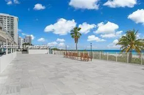 5601 Collins Ave #415 Miami Beach, FL 33140