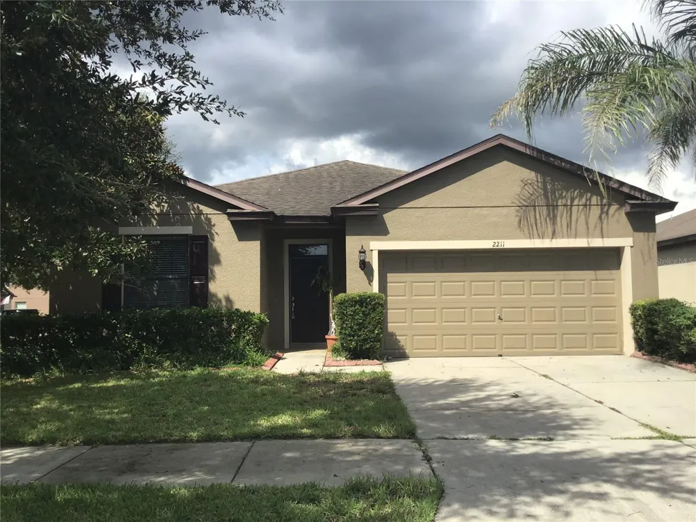 2211 LANDSIDE DRIVE Valrico, FL 33594