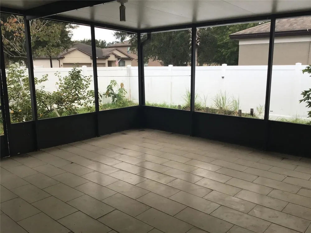 2211 LANDSIDE DRIVE Valrico, FL 33594