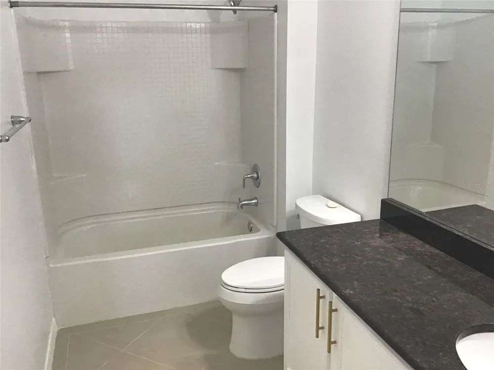 2211 LANDSIDE DRIVE Valrico, FL 33594